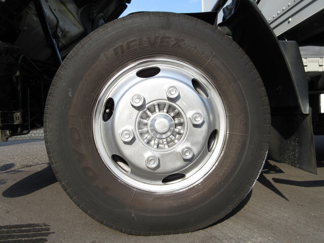 いすゞエルフパネルバン小型（2t・3t）[写真30]