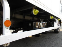 いすゞエルフパネルバン小型（2t・3t）[写真36]