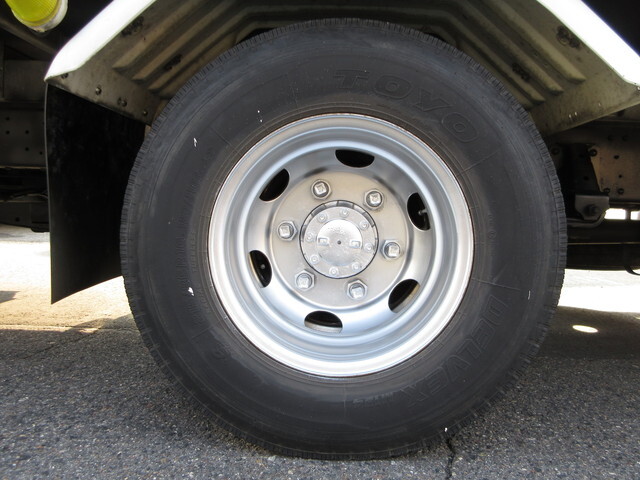 いすゞエルフパネルバン小型（2t・3t）[写真36]