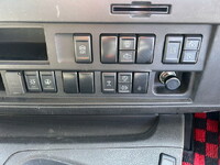 いすゞギガアルミウイング大型（10t）[写真26]