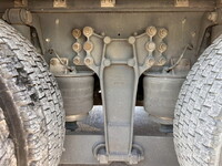 いすゞギガアルミウイング大型（10t）[写真38]