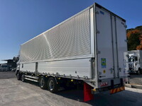 いすゞギガアルミウイング大型（10t）[写真04]