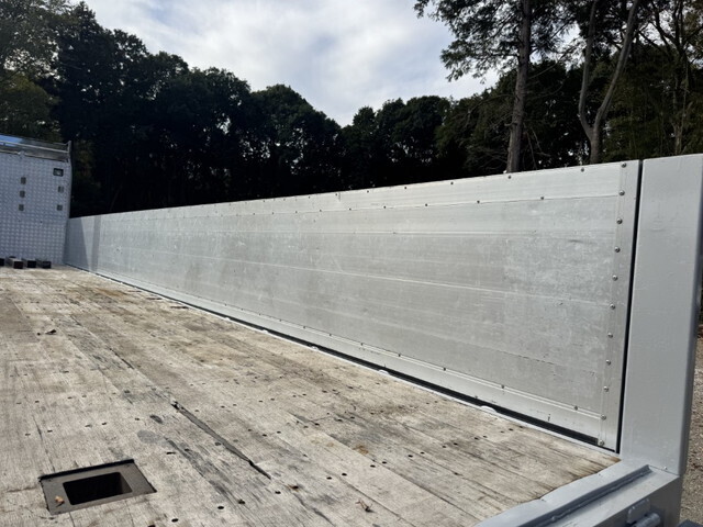 三菱ふそうスーパーグレートアルミブロック大型（10t）[写真16]