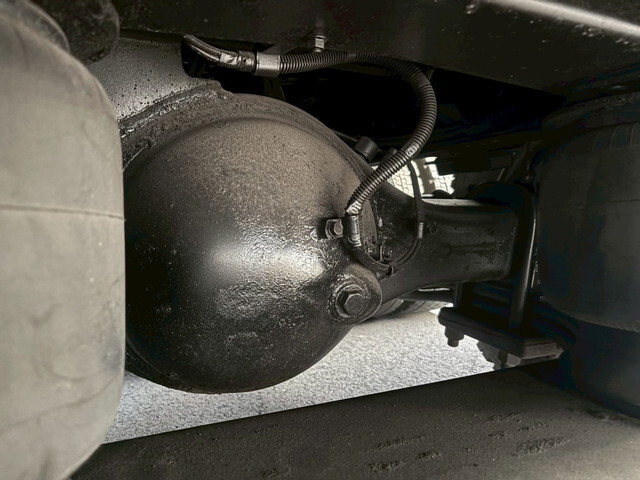 三菱ふそうスーパーグレートアルミブロック大型（10t）[写真25]