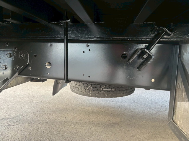 三菱ふそうスーパーグレートアルミブロック大型（10t）[写真26]