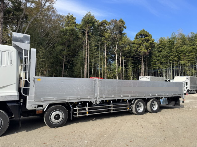 三菱ふそうスーパーグレートアルミブロック大型（10t）[写真06]