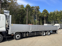 三菱ふそうスーパーグレートアルミブロック大型（10t）[写真10]