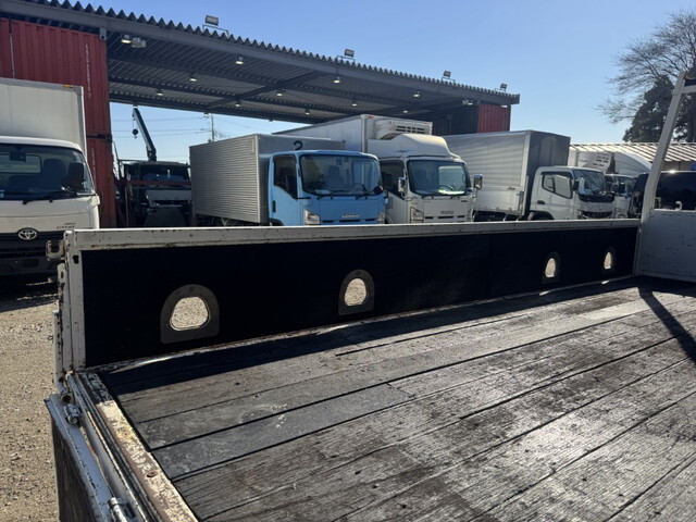 日野デュトロクレーン4段小型（2t・3t）[写真14]