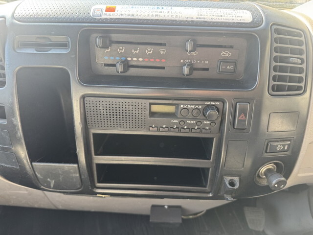 日野デュトロクレーン4段小型（2t・3t）[写真19]