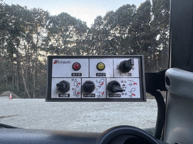 三菱ふそうキャンターパッカー車（塵芥車）小型（2t・3t）[写真14]