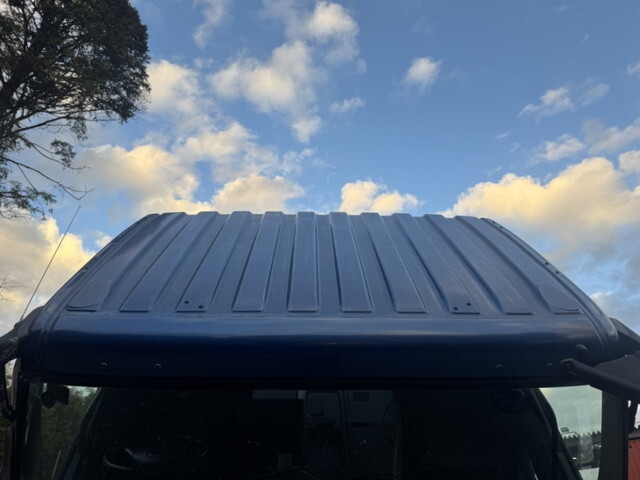 三菱ふそうスーパーグレートコンテナ専用車大型（10t）[写真16]