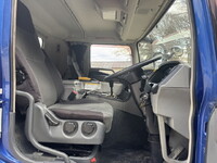 三菱ふそうスーパーグレートコンテナ専用車大型（10t）[写真18]