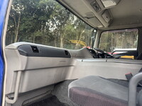 三菱ふそうスーパーグレートコンテナ専用車大型（10t）[写真27]