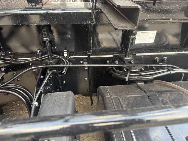 三菱ふそうスーパーグレートコンテナ専用車大型（10t）[写真30]