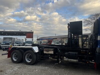 三菱ふそうスーパーグレートコンテナ専用車大型（10t）[写真07]