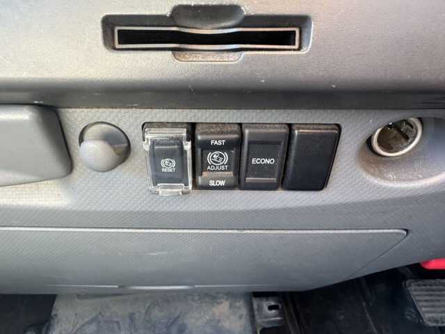 いすゞエルフパッカー車（塵芥車）小型（2t・3t）[写真22]