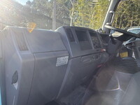 いすゞエルフパッカー車（塵芥車）小型（2t・3t）[写真25]