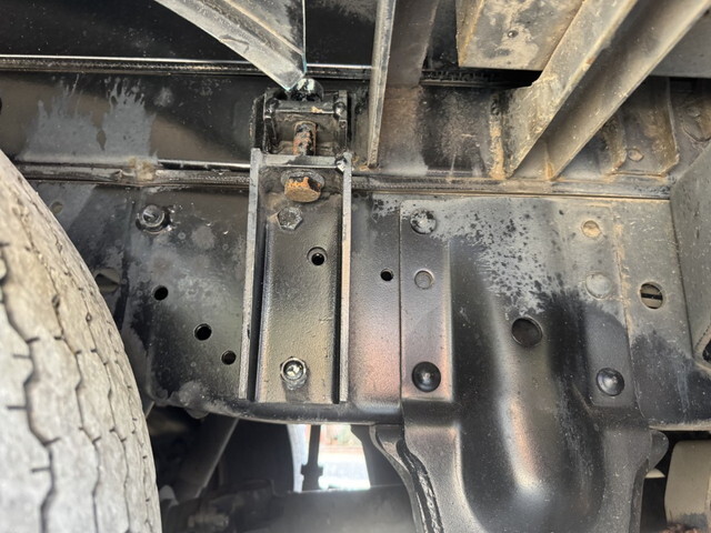 いすゞエルフパッカー車（塵芥車）小型（2t・3t）[写真31]