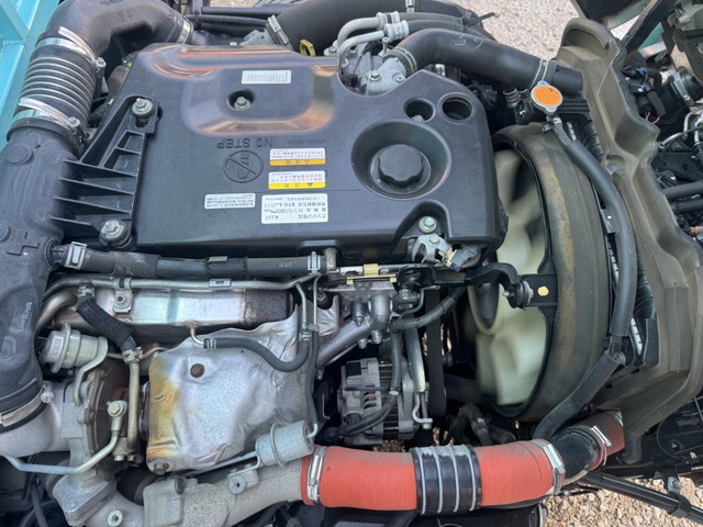 いすゞエルフパッカー車（塵芥車）小型（2t・3t）[写真38]