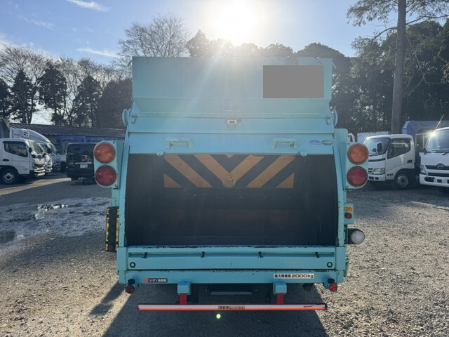 いすゞエルフパッカー車（塵芥車）小型（2t・3t）[写真06]
