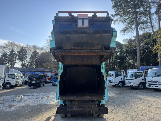 いすゞエルフパッカー車（塵芥車）小型（2t・3t）[写真09]