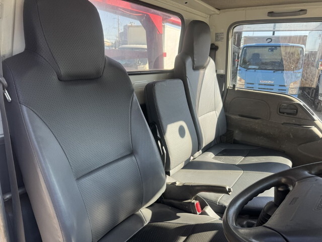 いすゞエルフ高所作業車小型（2t・3t）[写真21]