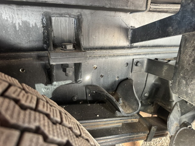 いすゞエルフ高所作業車小型（2t・3t）[写真29]