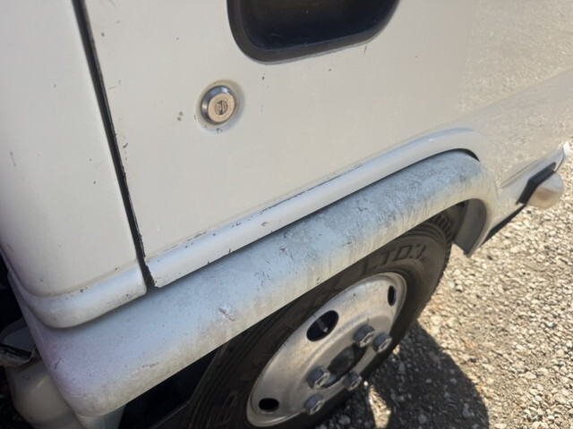 いすゞエルフ高所作業車小型（2t・3t）[写真40]