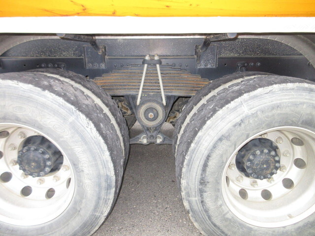 日産クオンダンプ大型（10t）[写真13]