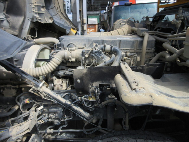 日産クオンダンプ大型（10t）[写真20]