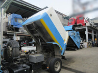 日産コンドルパッカー車（塵芥車）中型（4t）[写真16]