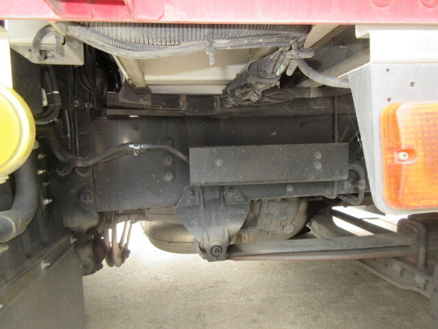 三菱ふそうスーパーグレートパネルウイング大型（10t）[写真12]