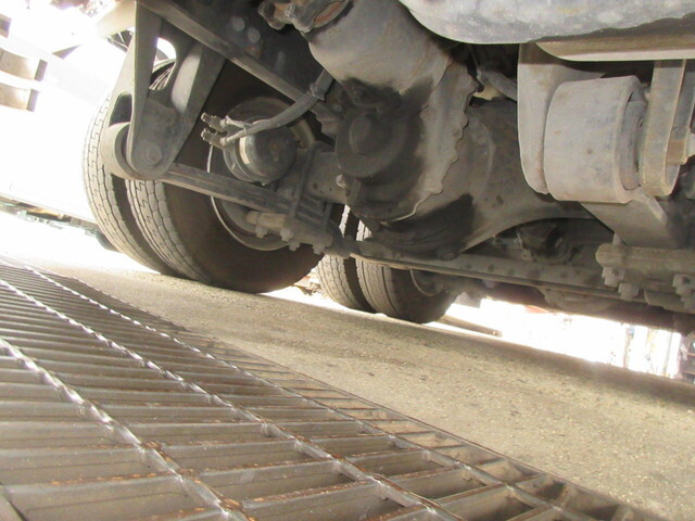 三菱ふそうスーパーグレートパネルウイング大型（10t）[写真14]