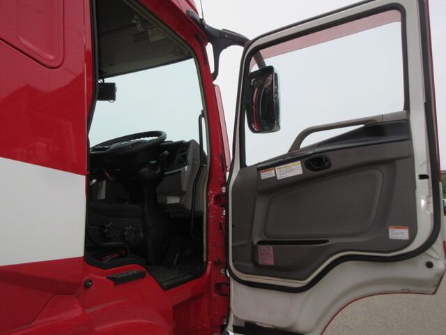 三菱ふそうスーパーグレートパネルウイング大型（10t）[写真20]