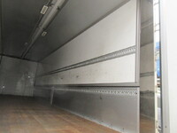 三菱ふそうスーパーグレートパネルウイング大型（10t）[写真10]