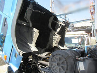 日産クオンアルミウイング大型（10t）[写真26]