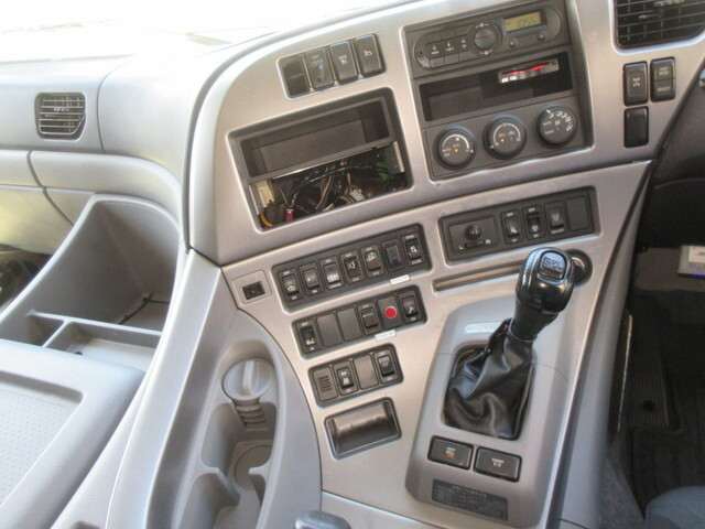 日産クオンアルミウイング大型（10t）[写真29]