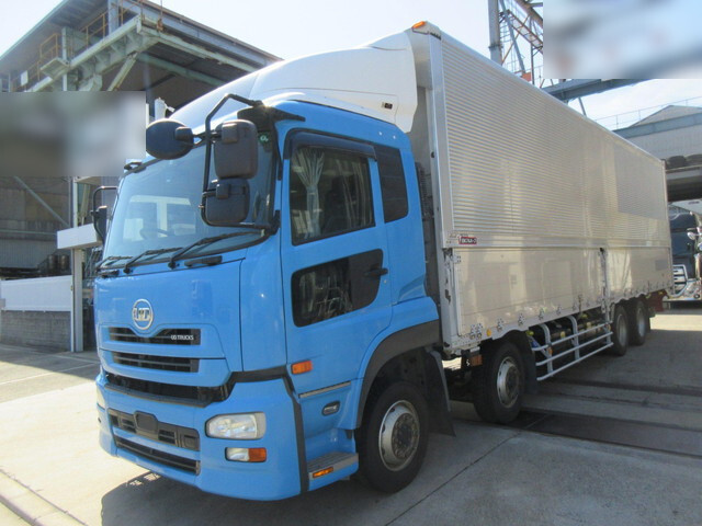日産クオンアルミウイング大型（10t）[写真03]
