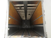 日産クオンアルミウイング大型（10t）[写真08]