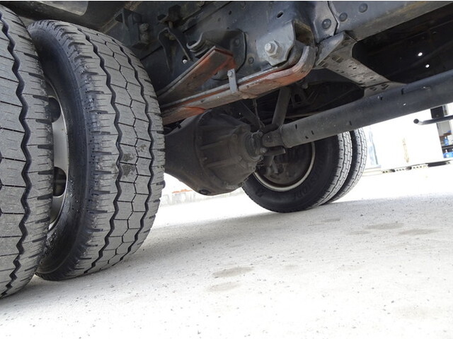 いすゞエルフセーフティローダー小型（2t・3t）[写真23]