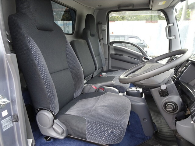 いすゞエルフセーフティローダー小型（2t・3t）[写真28]