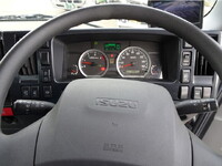 いすゞエルフセーフティローダー小型（2t・3t）[写真32]