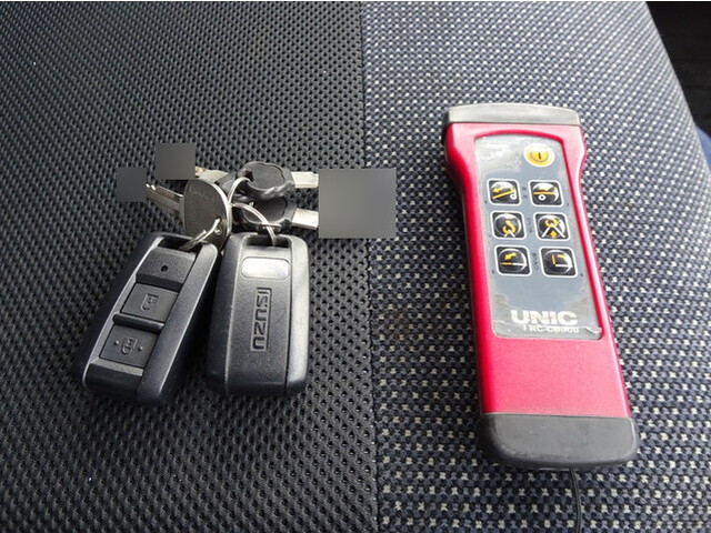 いすゞエルフセーフティローダー小型（2t・3t）[写真33]