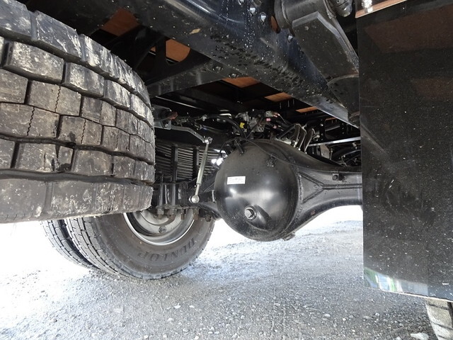 三菱ふそうファイターセルフクレーン4段増トン（6t・8t）[写真20]