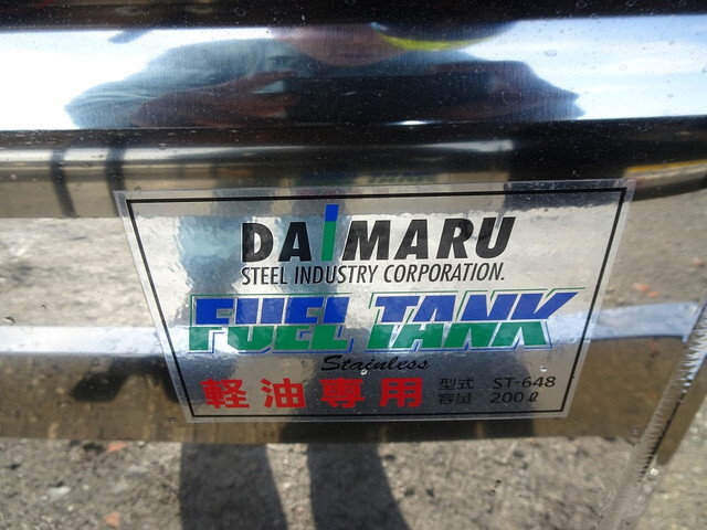 三菱ふそうファイターセルフクレーン4段増トン（6t・8t）[写真23]