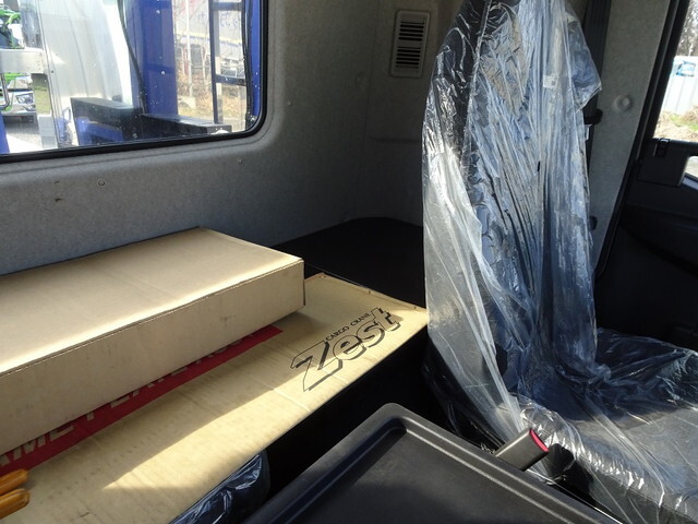 三菱ふそうファイターセルフクレーン4段増トン（6t・8t）[写真29]