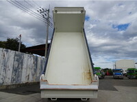 いすゞギガダンプ大型（10t）[写真13]