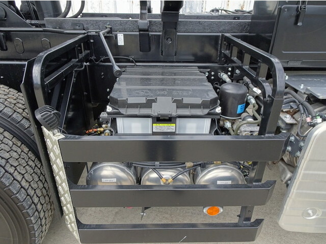 いすゞギガダンプ大型（10t）[写真14]