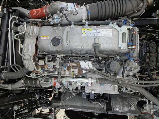 いすゞギガダンプ大型（10t）[写真17]