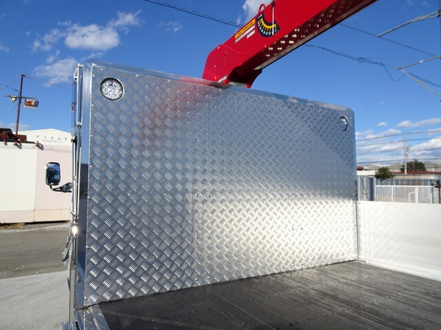 三菱ふそうキャンタークレーン4段小型（2t・3t）[写真10]